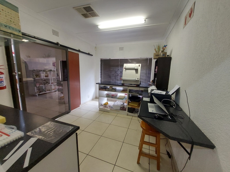 Commercial Property for Sale in Wilkoppies North West